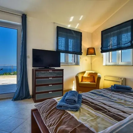 Casa Iris Comfortable Villa Sveta Marina