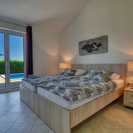 Casa Iris Comfortable Villa Sveta Marina