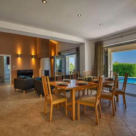 Casa Iris Comfortable Villa